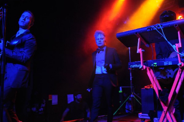 Patrick Stump at La Zona Rosa, Austin, Texas 10/19/11 - photo by Jeff Barri