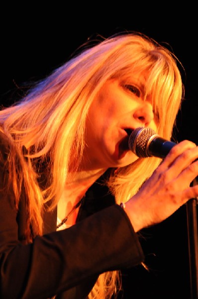 Paula Nelson at the Help Austin Help Haiti Benefit, Austin Music Hall