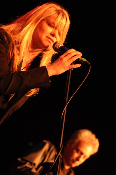 Paula Nelson at the Help Austin Help Haiti Benefit, Austin Music Hall