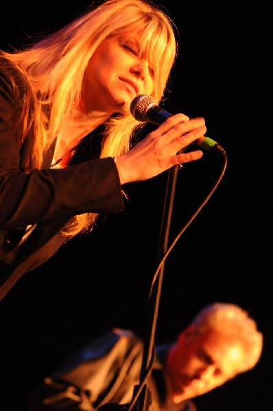 Paula Nelson at the Help Austin Help Haiti Benefit, Austin Music Hall
