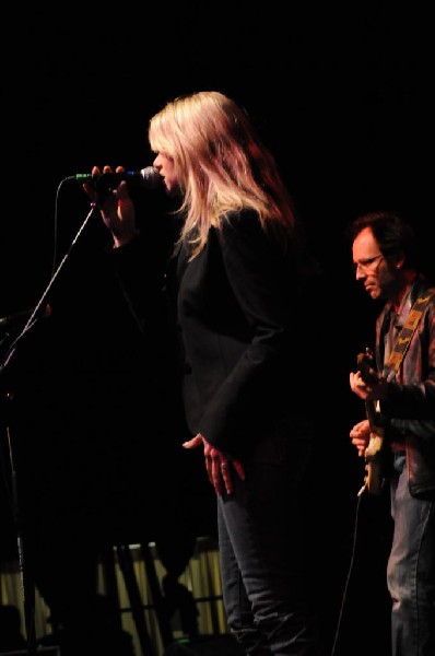 Paula Nelson at the Help Austin Help Haiti Benefit, Austin Music Hall