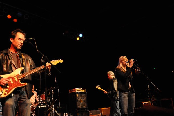 Paula Nelson at the Help Austin Help Haiti Benefit, Austin Music Hall