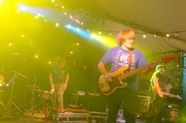 Pavement at Stubb's BarBQ Austin, Texas 09/28/10 - Photos by Jeff Barringer