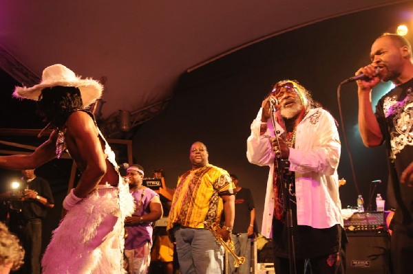 George Clinton and Parliament Funkadelic at Stubb's BarBQ, Austin Texas, 04