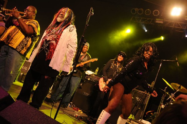 George Clinton and Parliament Funkadelic at Stubb's BarBQ, Austin Texas, 04