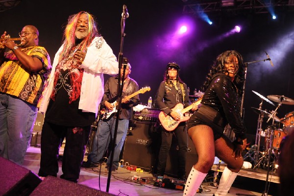 George Clinton and Parliament Funkadelic at Stubb's BarBQ, Austin Texas, 04