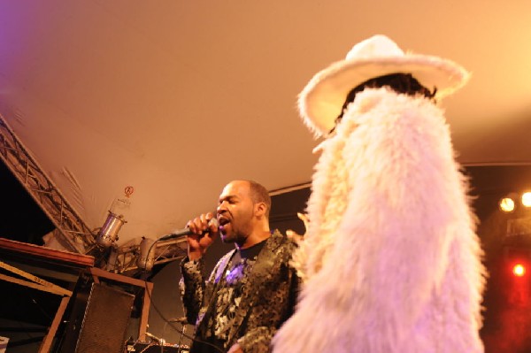 George Clinton and Parliament Funkadelic at Stubb's BarBQ, Austin Texas, 04