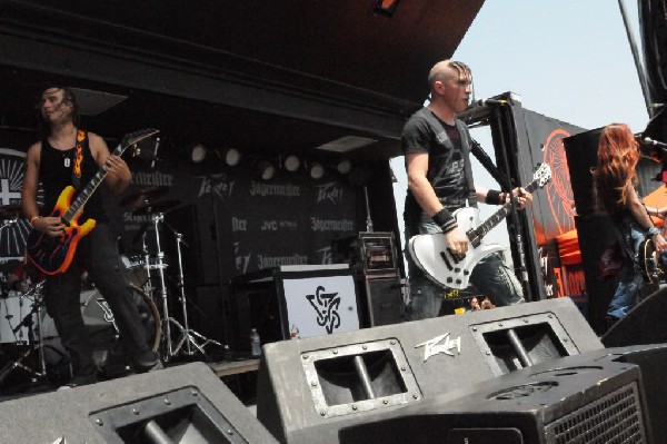 Powderburn at the Mayhem Festival Verizon Wireless Amphitheater