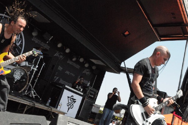 Powderburn at the Mayhem Festival Verizon Wireless Amphitheater