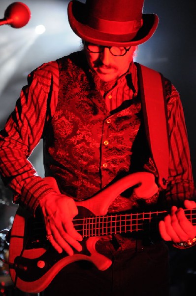 Primus at Stubb's BarBQ, Austin, Texas 05/24/11 - photo by jeff barringer