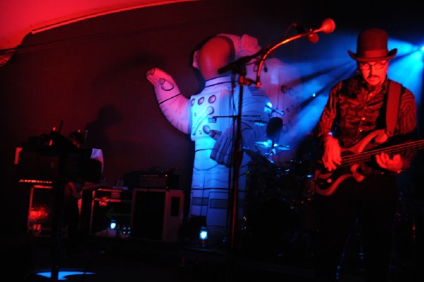 Primus at Stubb's BarBQ, Austin, Texas 05/24/11 - photo by jeff barringer