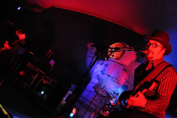 Primus at Stubb's BarBQ, Austin, Texas 05/24/11 - photo by jeff barringer