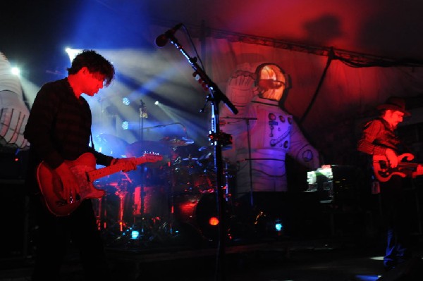 Primus at Stubb's BarBQ, Austin, Texas 05/24/11 - photo by jeff barringer