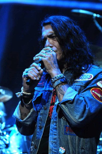 Ratt at the AT&T Center in San Antonio, Texas 07/23/10 - photo by Jeff