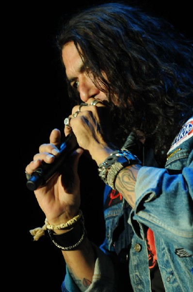 Ratt at the AT&T Center in San Antonio, Texas 07/23/10 - photo by Jeff