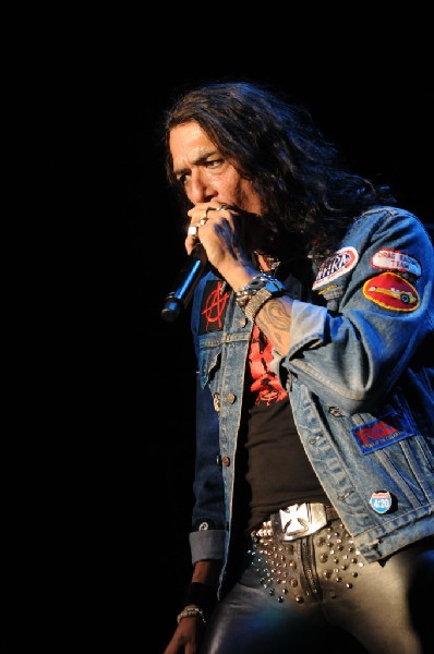 Ratt at the AT&T Center in San Antonio, Texas 07/23/10 - photo by Jeff