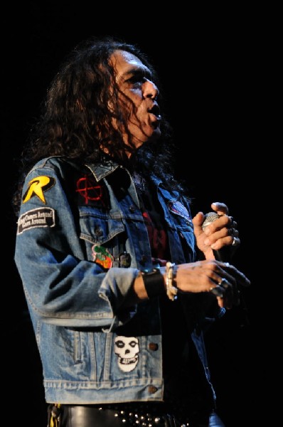 Ratt at the AT&T Center in San Antonio, Texas 07/23/10 - photo by Jeff