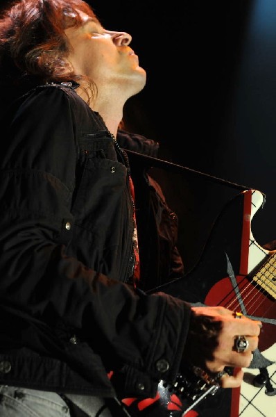 Ratt at the AT&T Center in San Antonio, Texas 07/23/10 - photo by Jeff