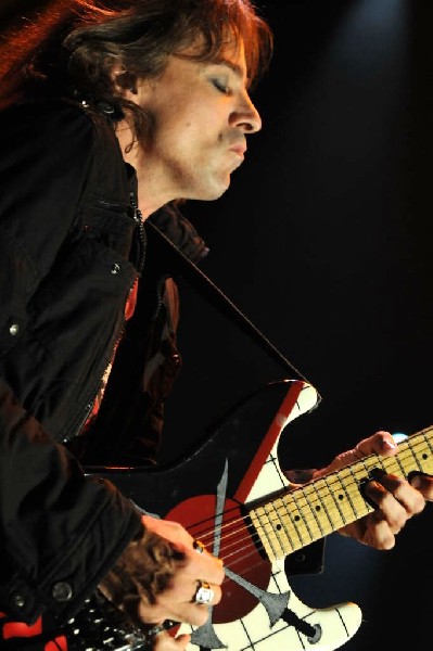 Ratt at the AT&T Center in San Antonio, Texas 07/23/10 - photo by Jeff