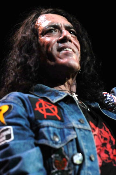 Ratt at the AT&T Center in San Antonio, Texas 07/23/10 - photo by Jeff