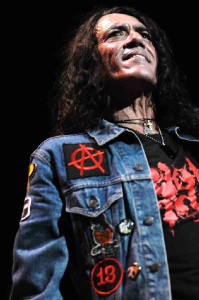 Ratt at the AT&T Center in San Antonio, Texas 07/23/10 - photo by Jeff