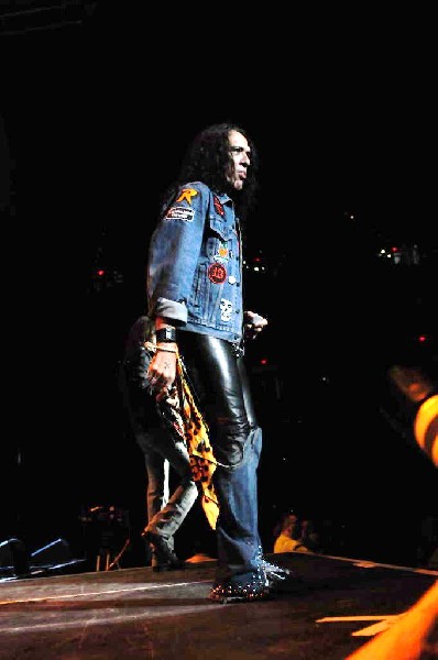 Ratt at the AT&T Center in San Antonio, Texas 07/23/10 - photo by Jeff