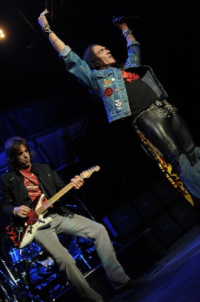 Ratt at the AT&T Center in San Antonio, Texas 07/23/10 - photo by Jeff