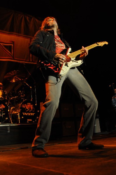 Ratt at the AT&T Center in San Antonio, Texas 07/23/10 - photo by Jeff