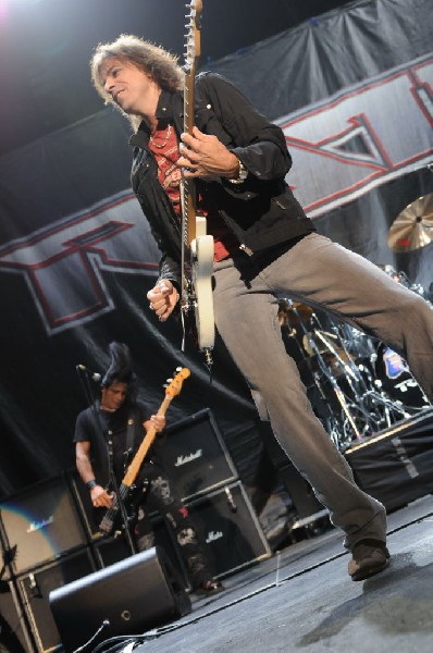 Ratt at the AT&T Center in San Antonio, Texas 07/23/10 - photo by Jeff