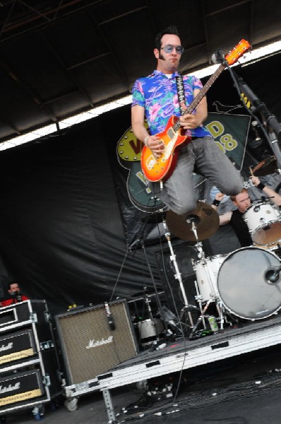 Reel Big Fish on the Route 66 Stage, Warped Tour, Verizon Wireless Amphithe