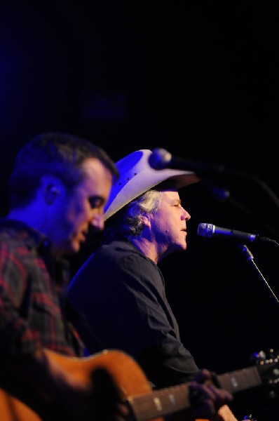 Robert Earl Keen at La Zona Rosa, Austin, Texas