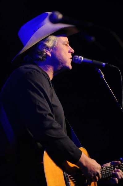 Robert Earl Keen at La Zona Rosa, Austin, Texas