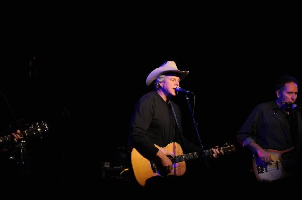 Robert Earl Keen at La Zona Rosa, Austin, Texas