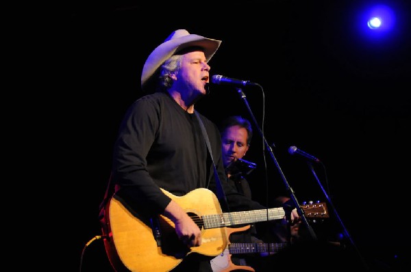 Robert Earl Keen at La Zona Rosa, Austin, Texas