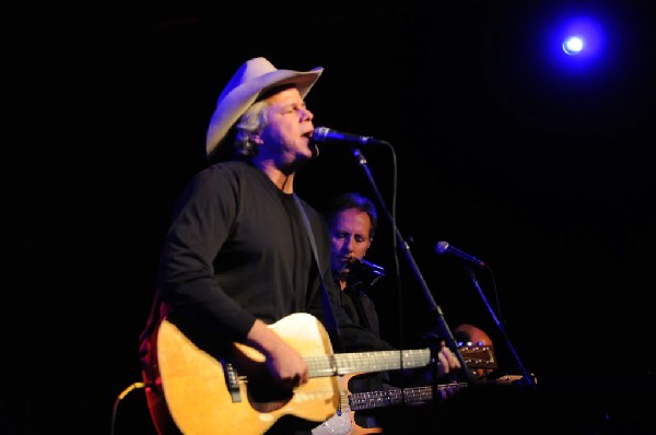 Robert Earl Keen at La Zona Rosa, Austin, Texas