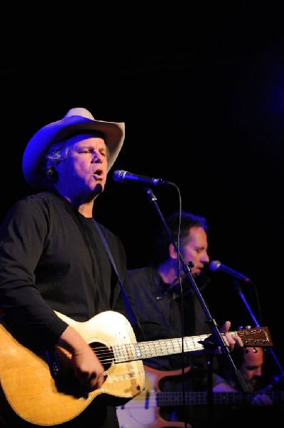 Robert Earl Keen at La Zona Rosa, Austin, Texas