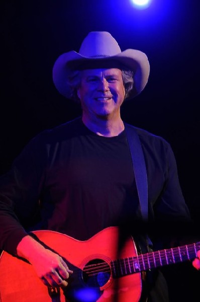 Robert Earl Keen at La Zona Rosa, Austin, Texas