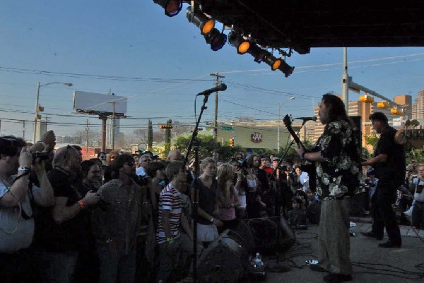 Roky Erickson & The Explosives