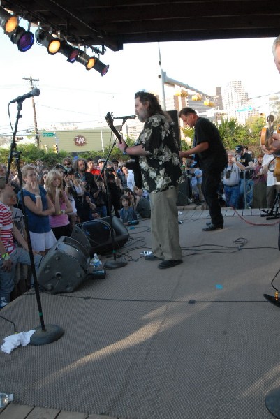 Roky Erickson & The Explosives