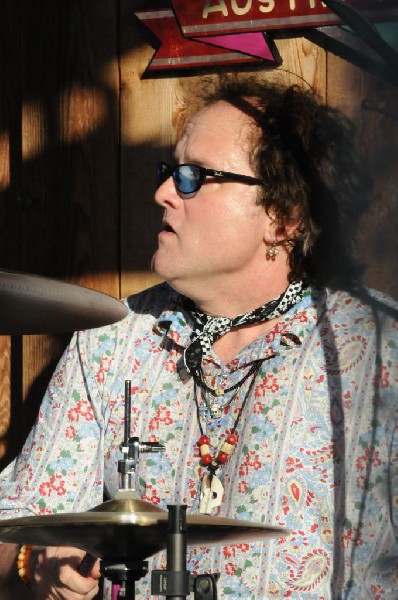 Roky Erickson & The Explosives