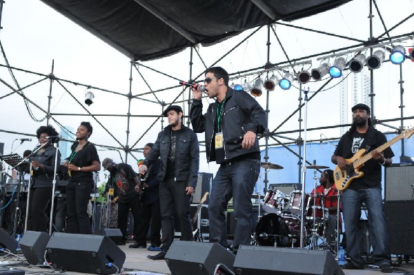Roots Revealers at the Austin Reggae Festival, 04/17/10, Auditorium Shores,