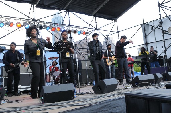 Roots Revealers at the Austin Reggae Festival, 04/17/10, Auditorium Shores,