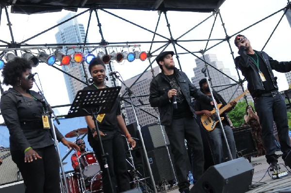 Roots Revealers at the Austin Reggae Festival, 04/17/10, Auditorium Shores,