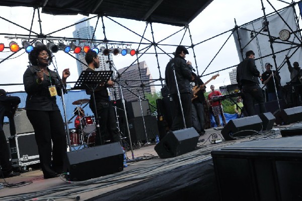 Roots Revealers at the Austin Reggae Festival, 04/17/10, Auditorium Shores,