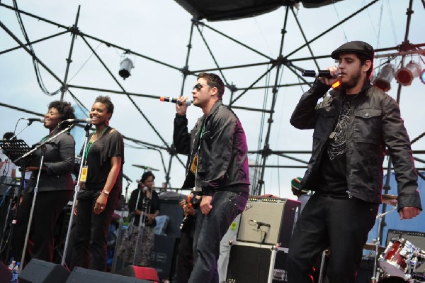 Roots Revealers at the Austin Reggae Festival, 04/17/10, Auditorium Shores,
