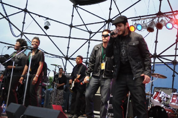 Roots Revealers at the Austin Reggae Festival, 04/17/10, Auditorium Shores,