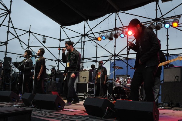 Roots Revealers at the Austin Reggae Festival, 04/17/10, Auditorium Shores,