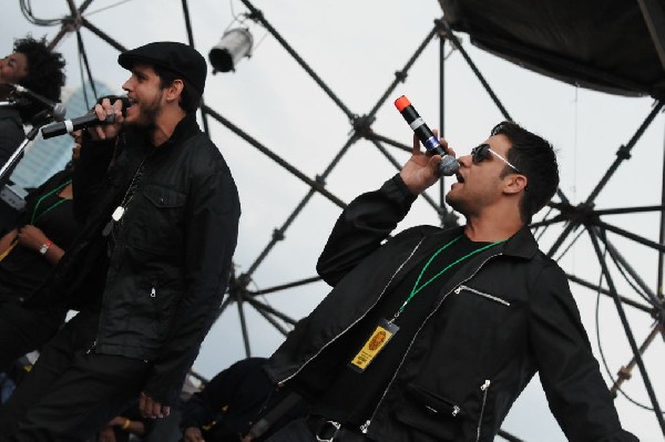 Roots Revealers at the Austin Reggae Festival, 04/17/10, Auditorium Shores,