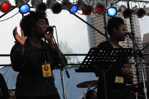 Roots Revealers at the Austin Reggae Festival, 04/17/10, Auditorium Shores,