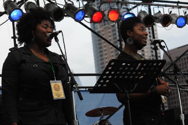 Roots Revealers at the Austin Reggae Festival, 04/17/10, Auditorium Shores,